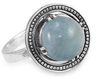 Перстень с аквамарином из серебра 925-й пробы