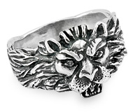 Кольцо со львом из черненого серебра