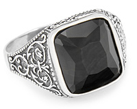 Мужской перстень с черным квадратным камнем