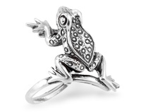 Кольцо в виде лягушки, серебро с чернением