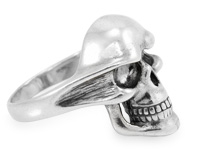 Байкерское серебряное кольцо-перстень с черепом