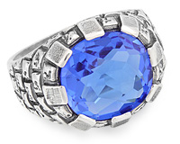 Стильный серебряный перстень с голубым перунитом
