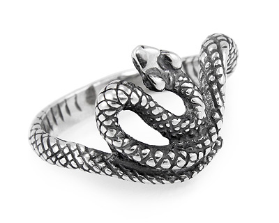 Зигзагообразное кольцо с небольшой змеей