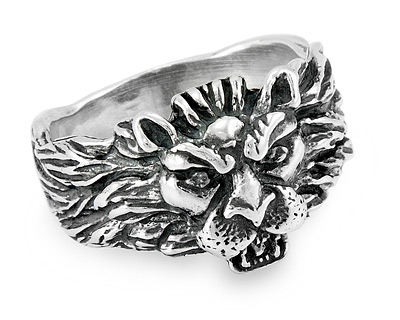 Серебряное кольцо с головой льва