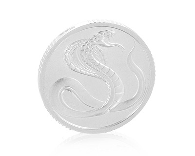 Серебряная монета на удачу со змеей - коброй