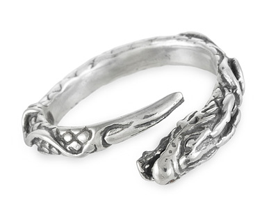 Безразмерное серебряное кольцо с драконом