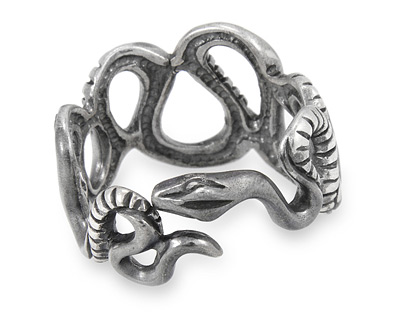 Женское безразмерное серебряное кольцо-змея