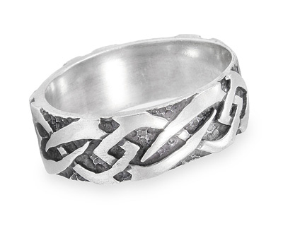 Серебряное кольцо с кельтским орнаментом