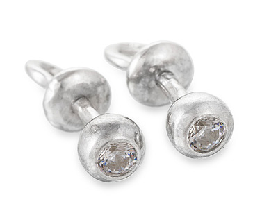 Серьги пуссеты серебряные полусферы, фианит 2,5 мм