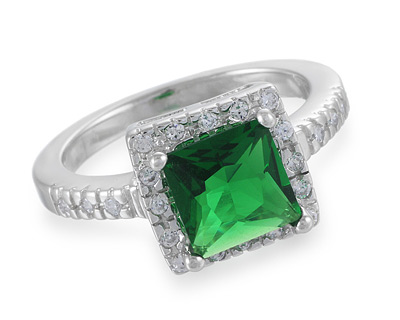 Кольцо-квадрат с зеленым камнем и фианитами