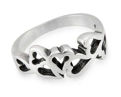 Кольцо из серебра с семью сердцами